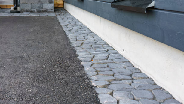 Best Gravel Driveway Installation in Lake Forest, IL